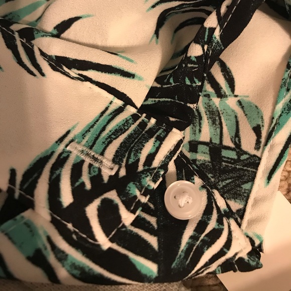 🔴LAST CHANCE 🔴 Apt 9 XS collared convertible top - Picture 6 of 8